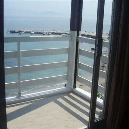 Seaview House Daire Benitses (Corfu)